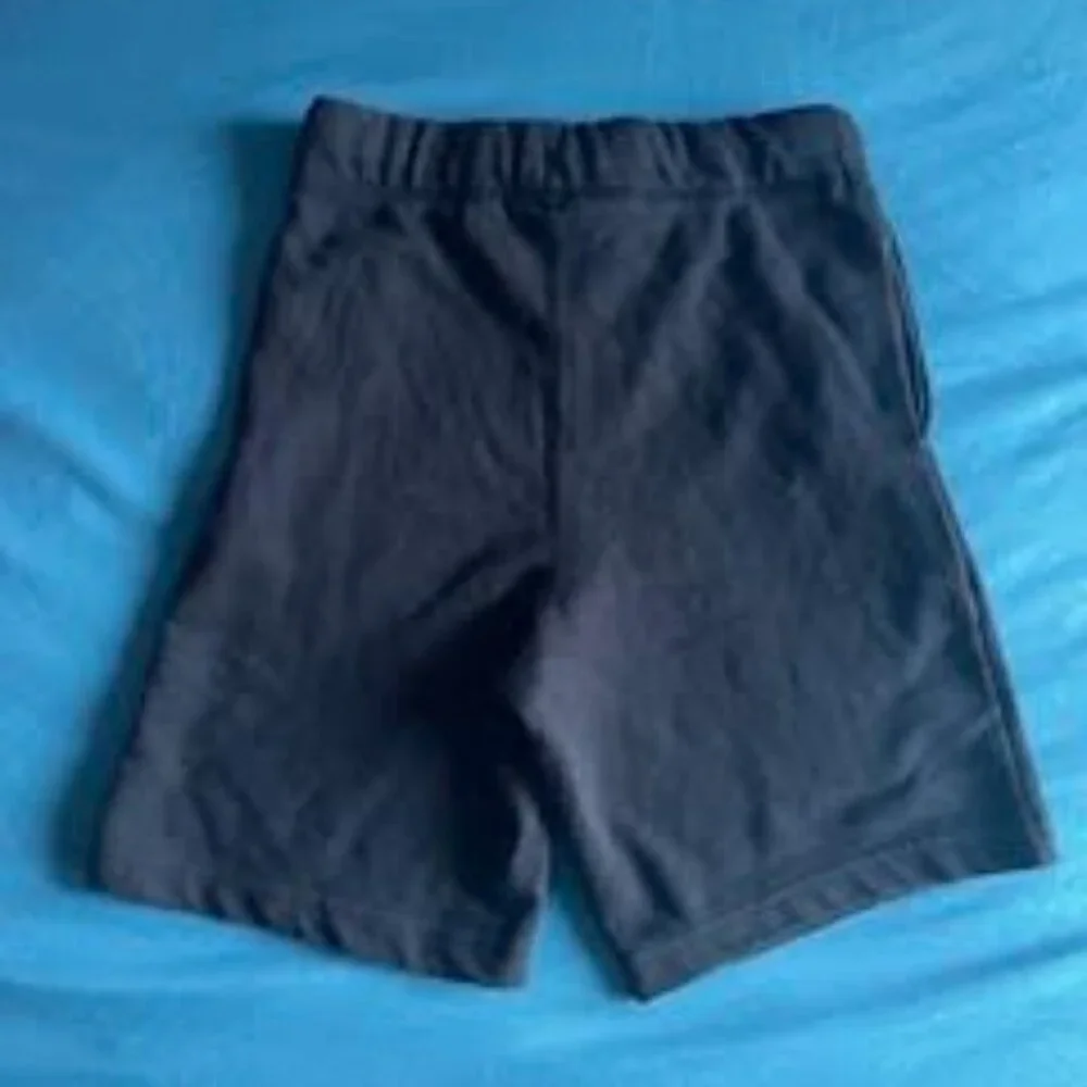 The Children’s Place Boys French Terry Casual Shorts – 3-Pack Black, Gray, Blue